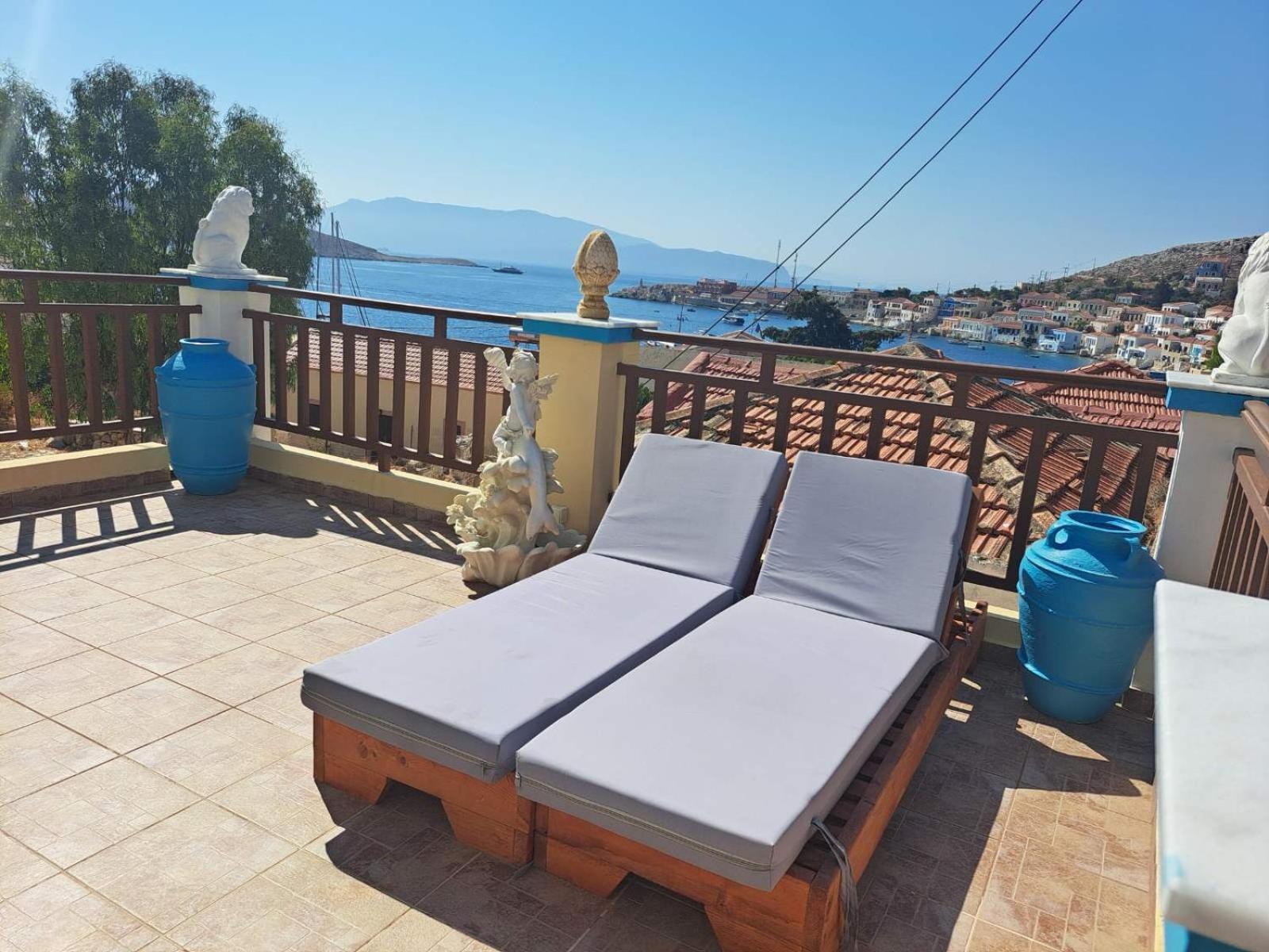 Villa Efraim Amalia Χάλκη Εξωτερικό φωτογραφία