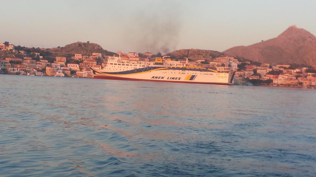 Villa Efraim Amalia Χάλκη Εξωτερικό φωτογραφία